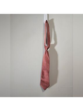 Umberto Bossi 100% Silk Men's Red Micro-Pattern Tie - Sleek Formal Accessory